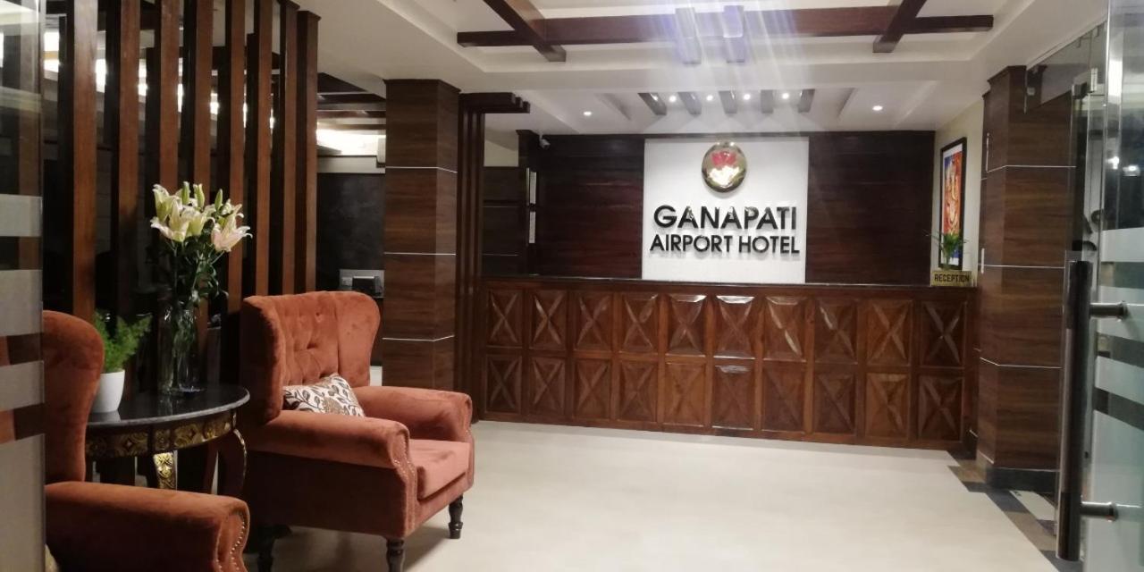 Ganapati Airport Hotel Катманду Екстер'єр фото